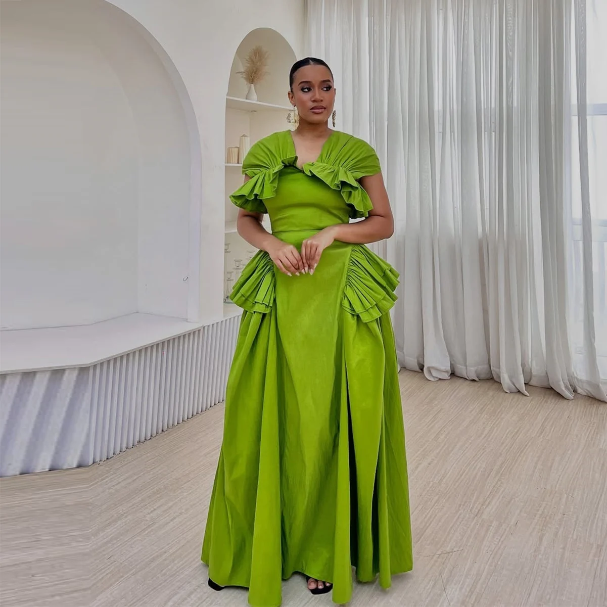 Women'S Formal Wear Plus Size - ชุดราตรีผ้าซาตินสีเขียวสวย ปี 2026 ไซส์พลัส พร้อมระบายแขนสั้นแบบ Aso