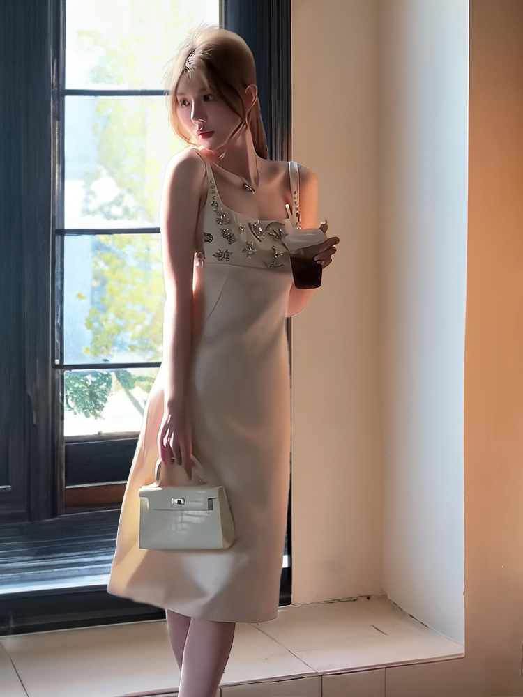 Women Luxury Formal Wear - ชุดราตรีผ้าซาตินงานหนักประณีตหรูหรา สายเดี่ยว ทรงเอไลน์ เอวสูง สำหรับงานเลี้ยงวันเกิด หรืองานทางการสำหรับผู้หญิง