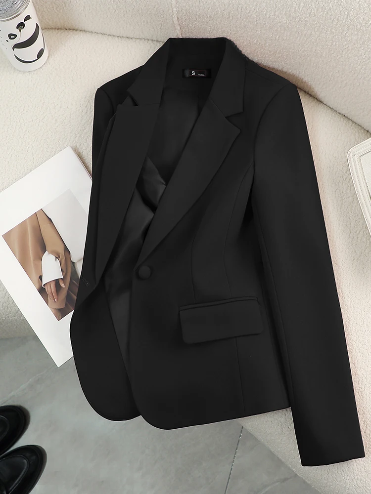 เสื้อเบลเซอร์ผู้หญิง สีแดง เขี - Women Formal Wear With Black Blazer บทวิจารณ์และราคา