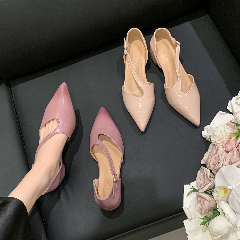 รองเท้าส้นเตี้ยแบบเปิดส้นสไตล์ - Pump Heel Block บทวิจารณ์และราคา