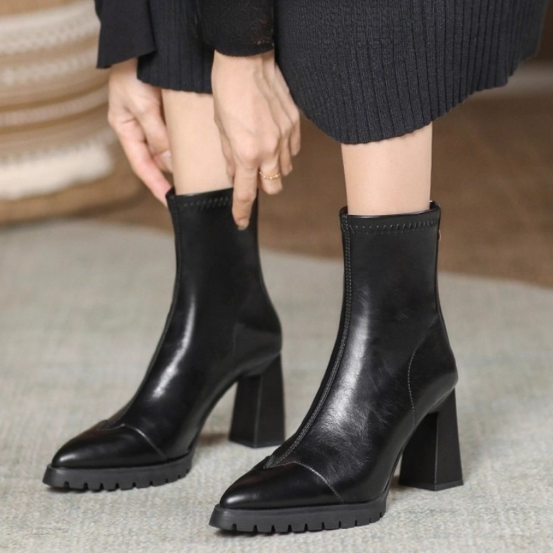 รองเท้าบูทหุ้มข้อทรงแหลมแบบฝรั - Pump Heel Block บทวิจารณ์และราคา