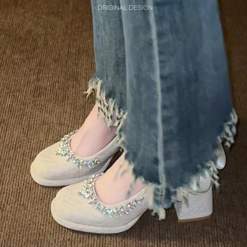 รองเท้าส้นเตี้ยแบบแมรี่เจนสไตล - Pump Heel Block บทวิจารณ์และราคา
