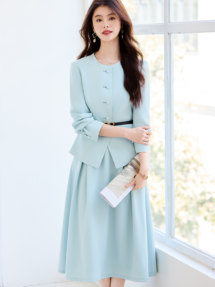 ชุดสูทกระโปรงสตรีแฟชั่นไฮสตรีท - Women Formal Wear With Black Blazer บทวิจารณ์และราคา