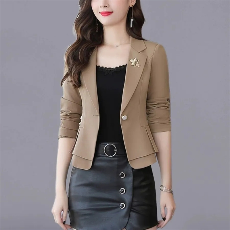 เสื้อโค้ทผู้หญิงสีแดง เขียว เบ - Women Formal Wear With Black Blazer บทวิจารณ์และราคา