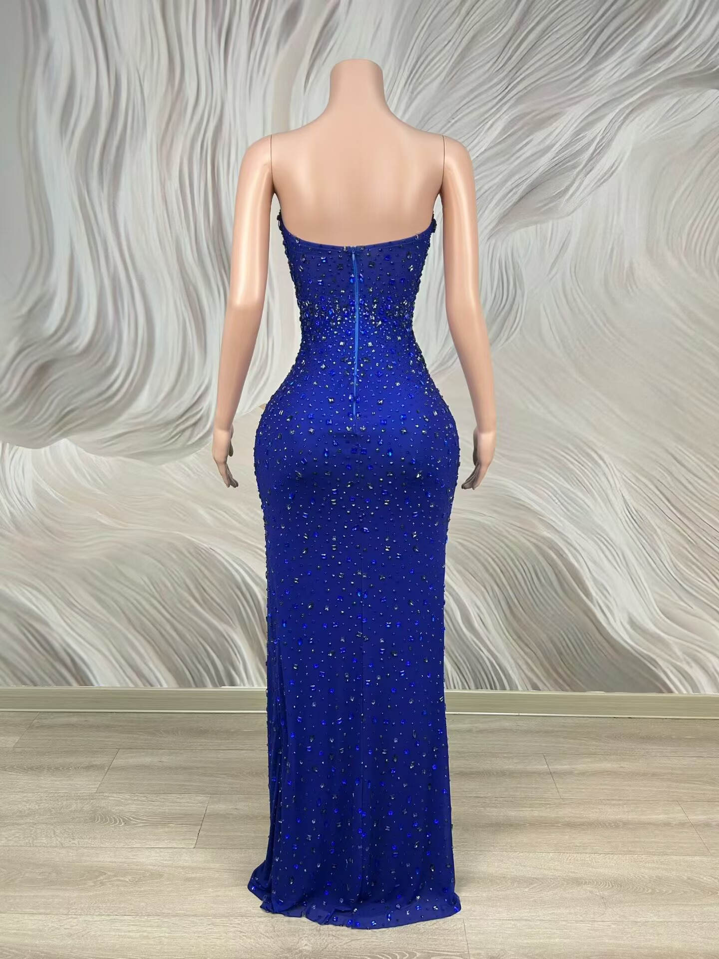 ชุดราตรีเกาะอกสีน้ำเงินประดับค - Women Luxury Formal Wear บทวิจารณ์และราคา